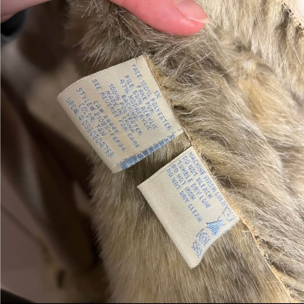 Vintage Penmans Faux Fur/ Suede Button Up Coat. Size 1X. - Picture 5 of 9